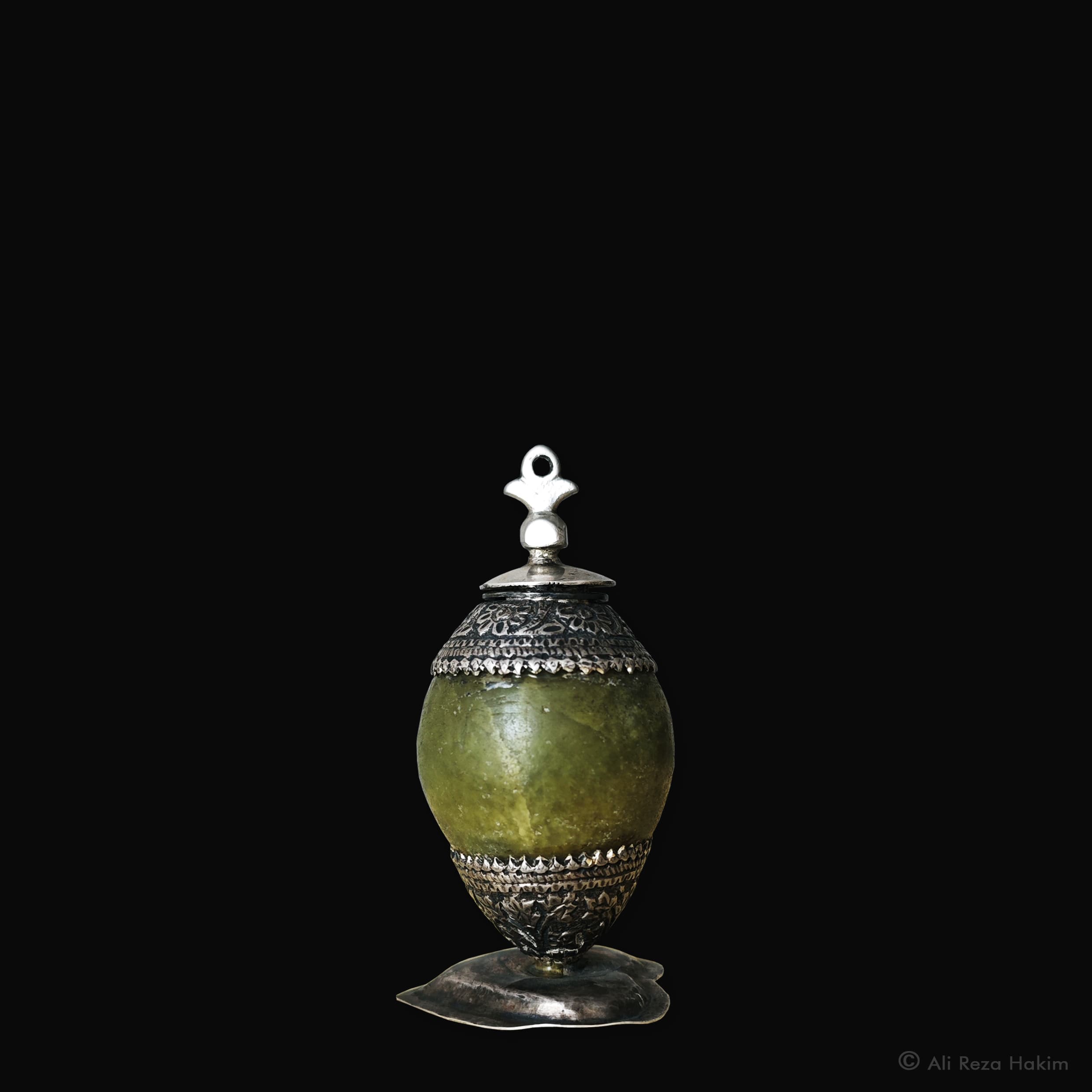 Kohl Vessel