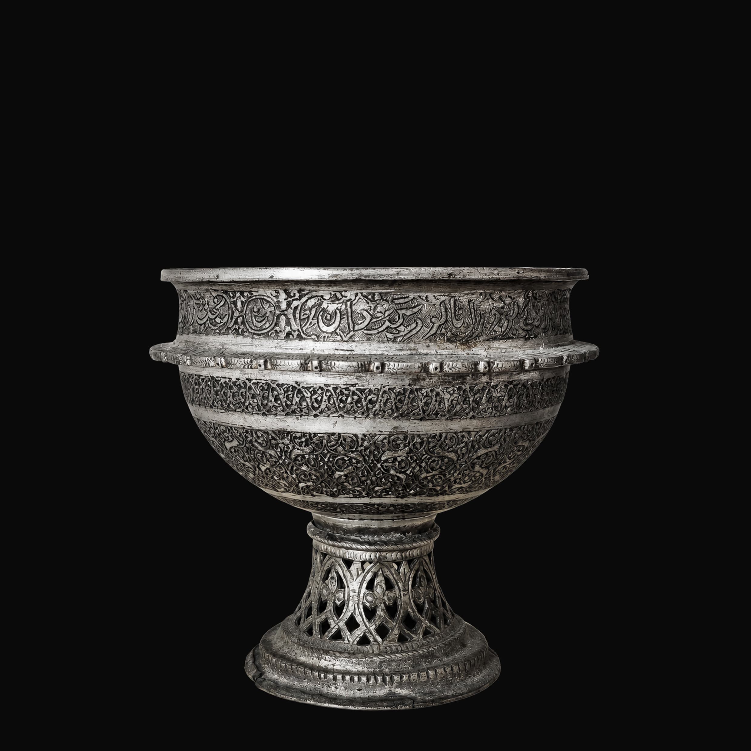 Pedestal Eating Bowl